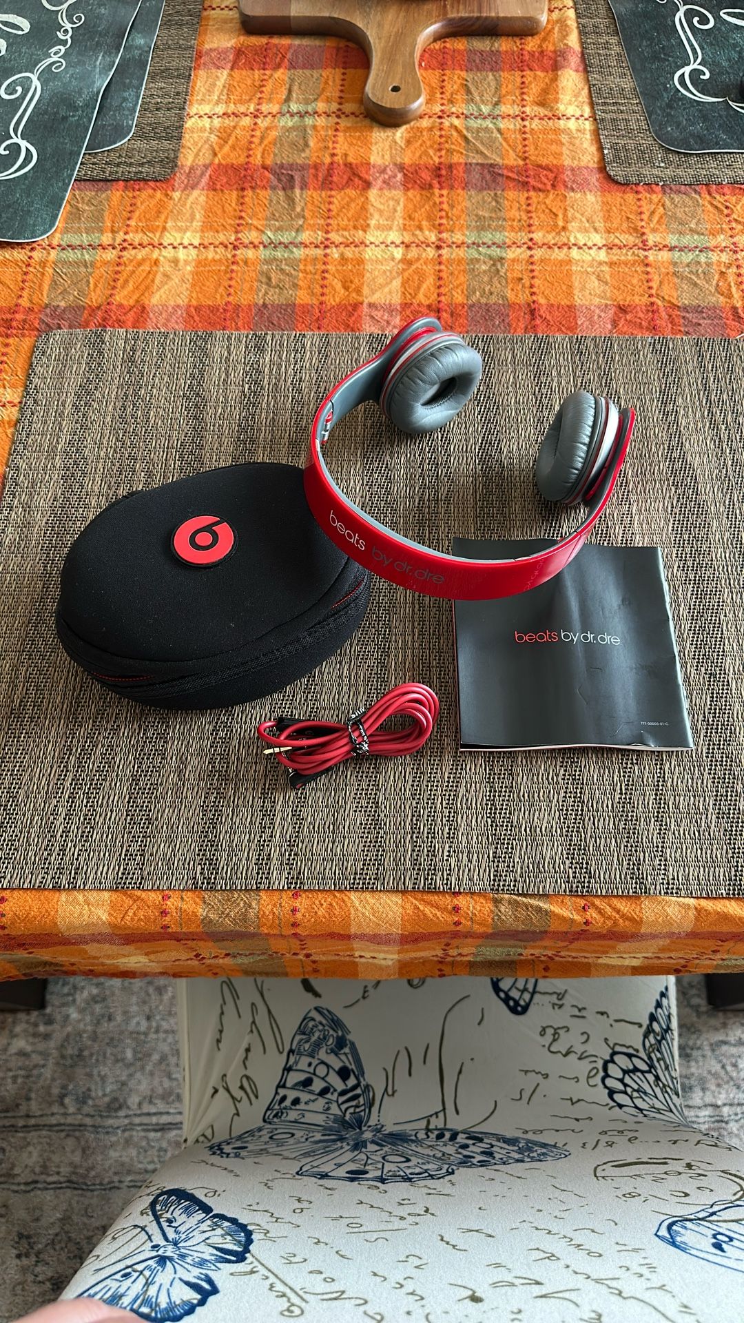Beats by Dr. Dre Solo HD Product Red Edition