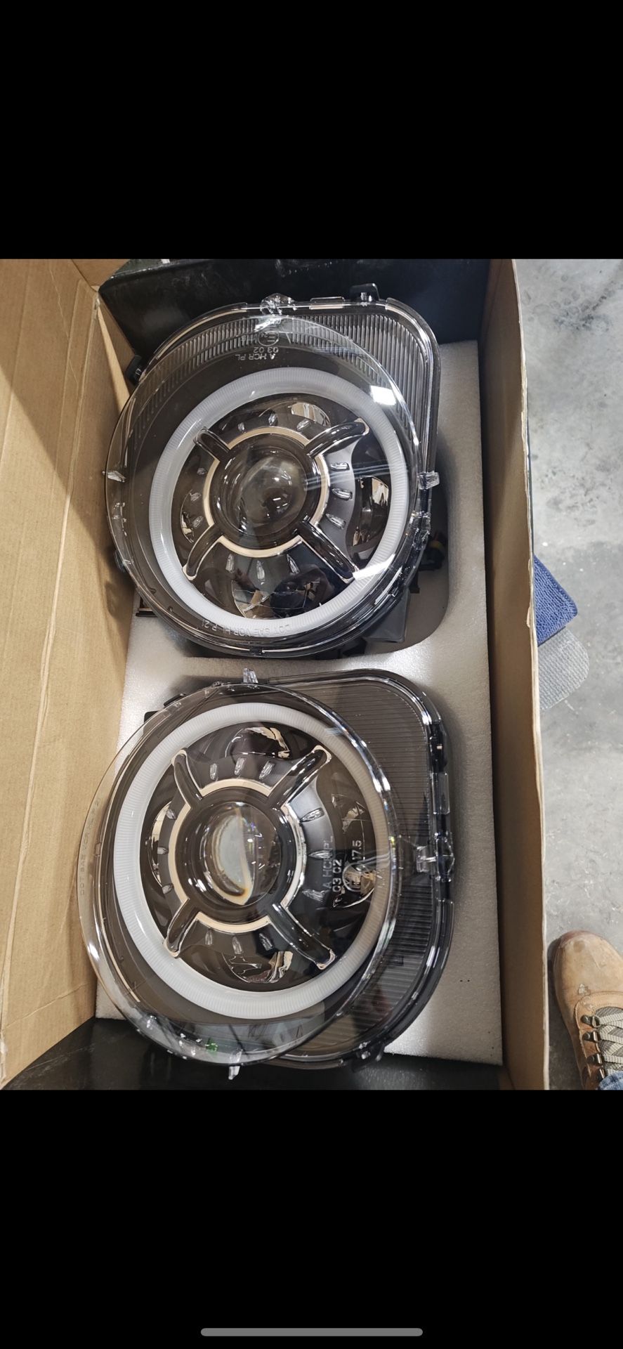 New Jeep Lights In Box Lmk Who Wants Them