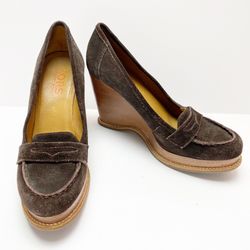 Michael Kors US 7.5 Brown Suede Penny Loafer Wooden Wedge Slip On Leather Pump Please note minor scuff to wood Some wear noticed to interior footbe