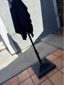 Umbrella big Exellent condition with stand