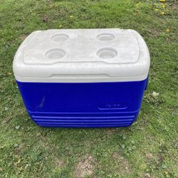 IGLOO Camp Cooler