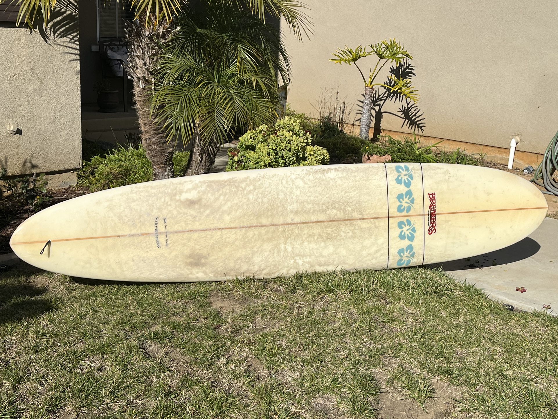 Surfboard 9’0” Breakers
