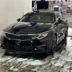 2019 KIA Optima