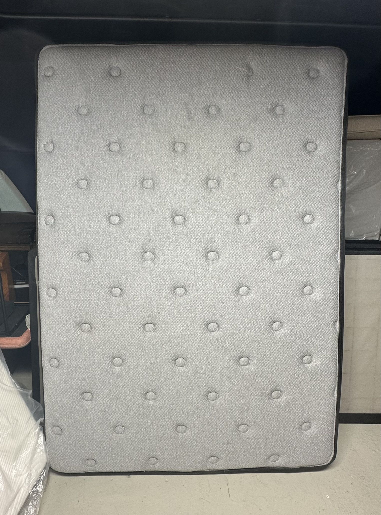 Full Size Bed Frame w Mattress