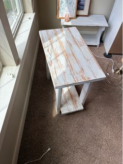 Entryway table/plant table