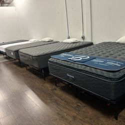 Take a Mattress Home with NO MONEY! (info in details) 