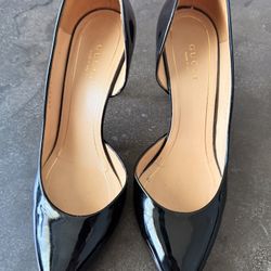 Super Chic Gucci Heels 