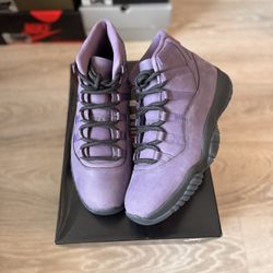 Jordan 11 “Mojave”