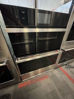 Jenn air 30”Built-In Wall Oven with Microwave Combo