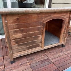 High Quality Dog House