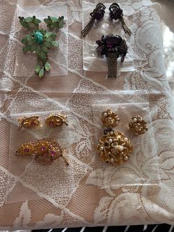 Vintage Brooch and Earrings Set