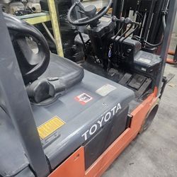 Electric Forklift For Sale 