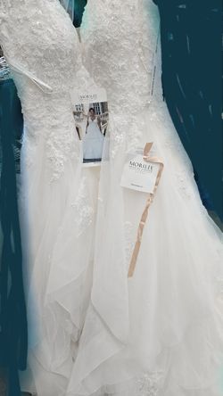 wedding dress