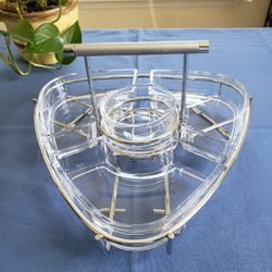 Clear Glass Divided Veggie and Dip Set in Wire Holder

