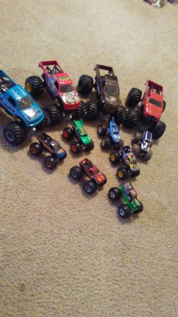 Monster jam trucks. 1/24 and 1/64