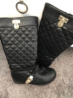 MK boots