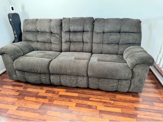 Large Reclining Couch Set– Pickup Only $150 for both