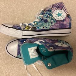 Women’s Converse High Top Size 8
