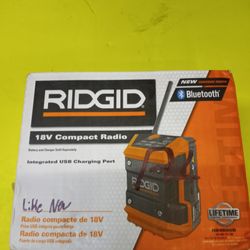 RIDGID 18V COMPACT RADIO USB (TOOL ONLY)