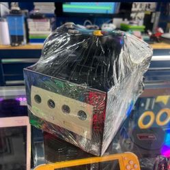 GameCube *WILL DO AN EVEN TRADE FOR A NINTENDO 64*
