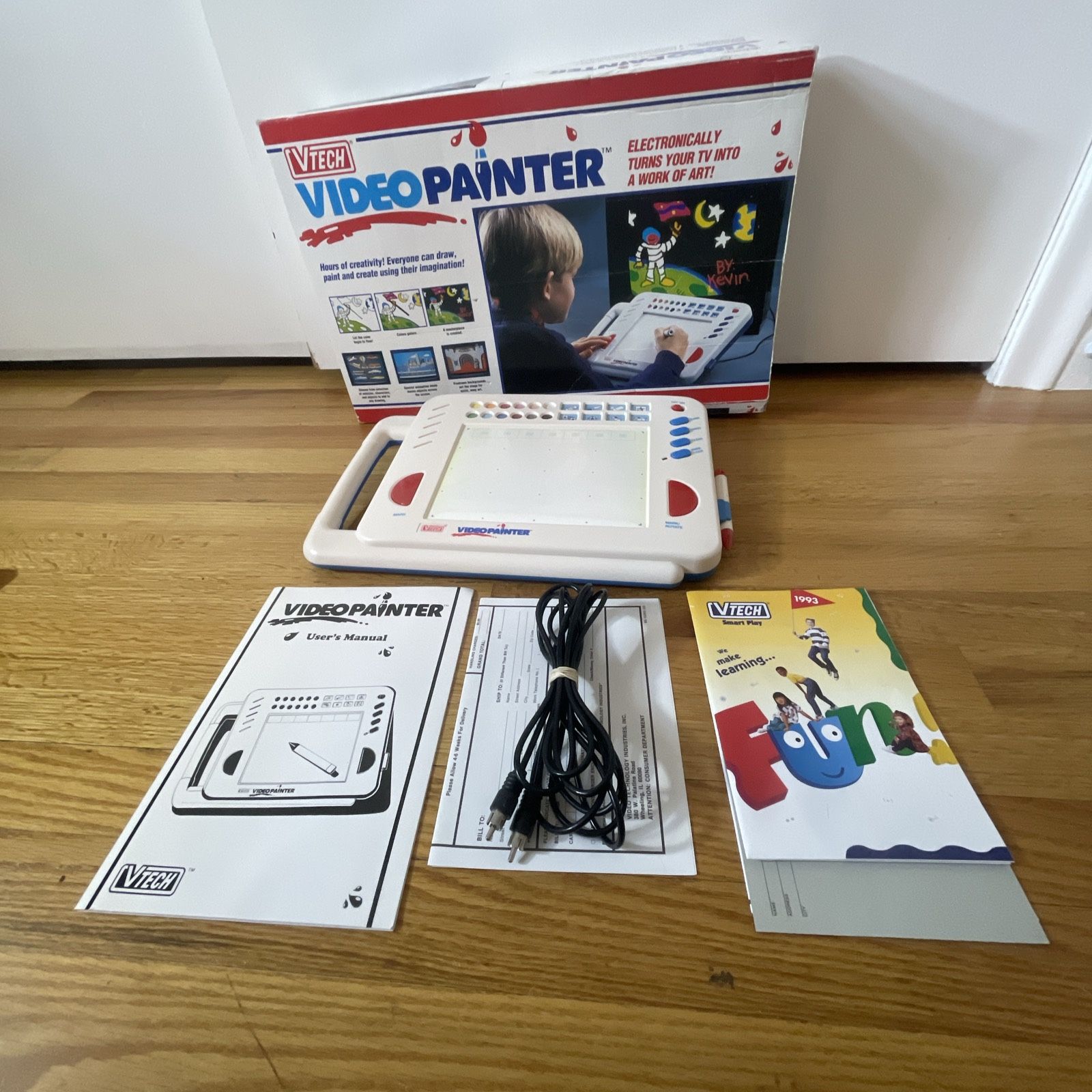 Vintage 1990’s VTech Master Video Painter TV Drawing Pad With Pen & Box Tested