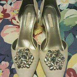 Ladies 9 1/2 Jewel Encrusted Ann Marino