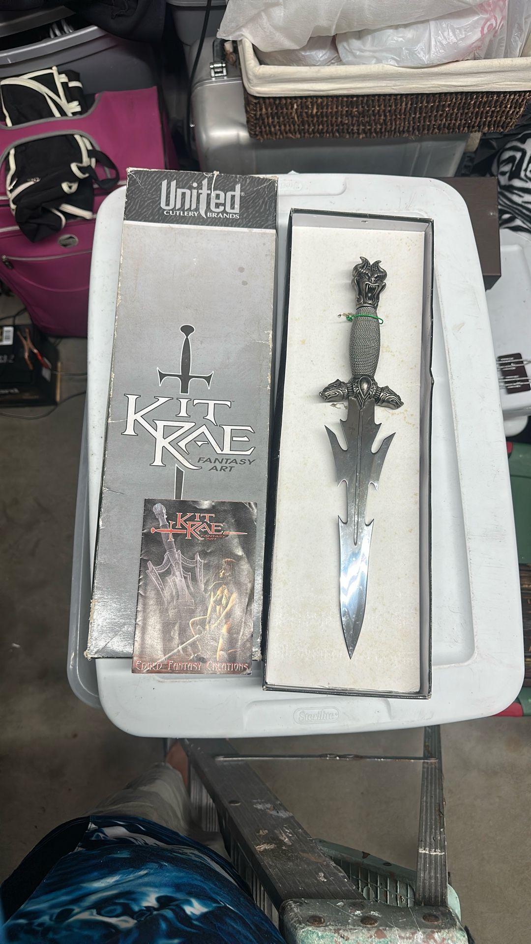 Kit Rae Dagger
