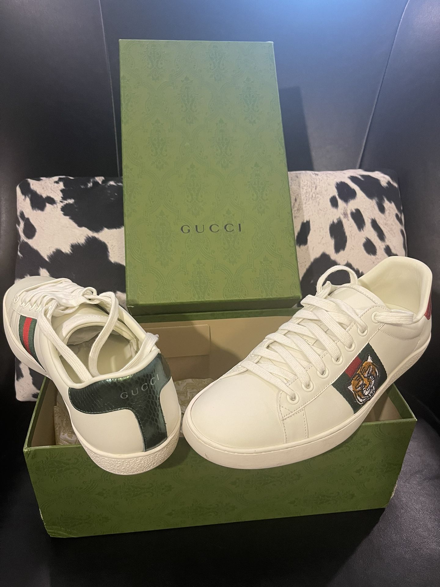 Gucci Men’s Ace Embroidered White Low Top Sneaker