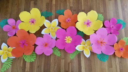 Moana/luau/Hawaiian paper flowers