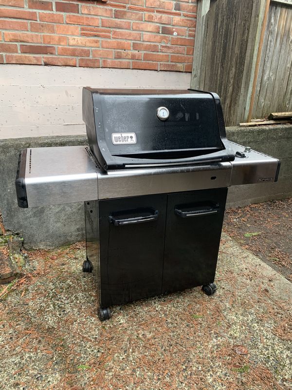 er Spirit 3 Burner Propane BBQ Grill w/cover and tank Cleaned, can