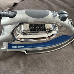 Shark steam iron for sale
