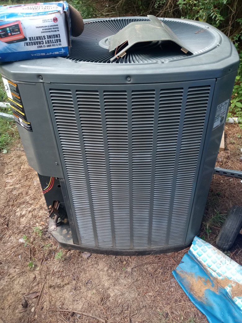 Used 5 Ton Trane Heat Pump Condenser R22 Freon 
