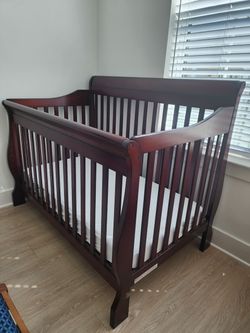Kids crib