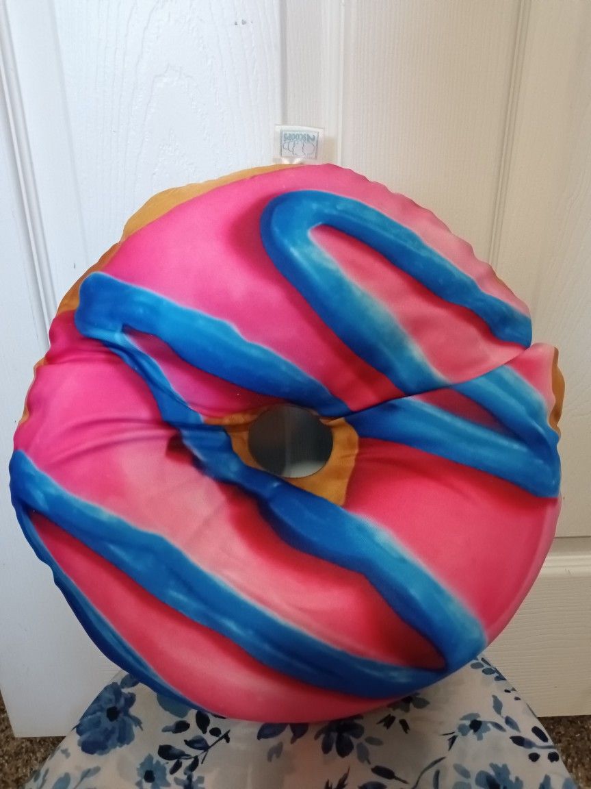 2 Sided Donut Plush 