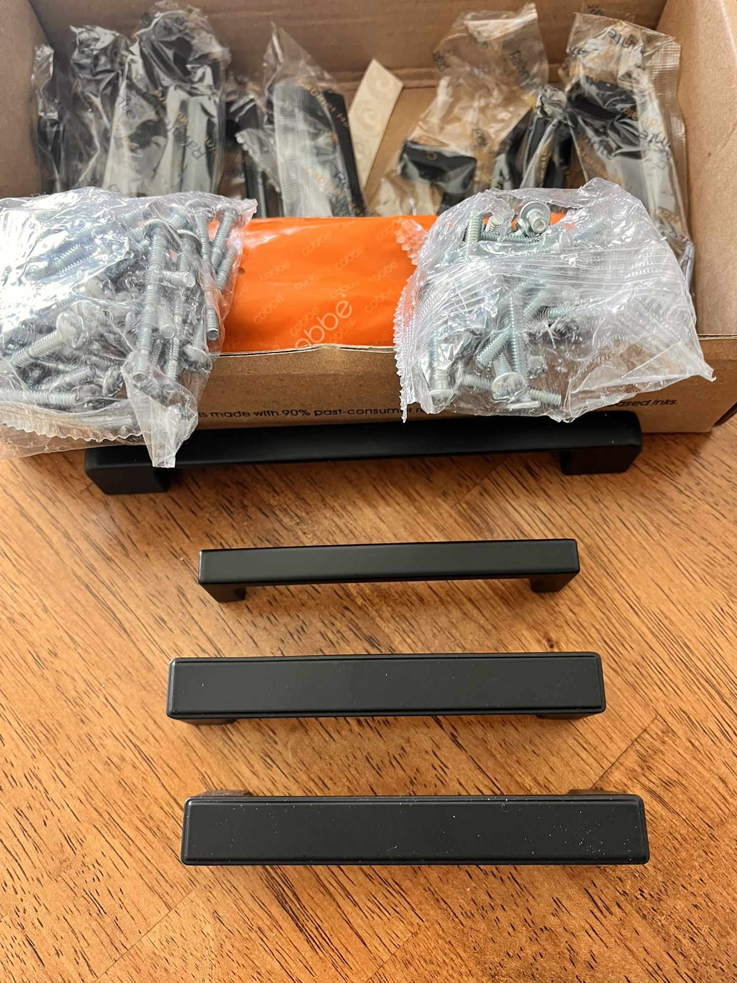 Kitchen cabinet handles
