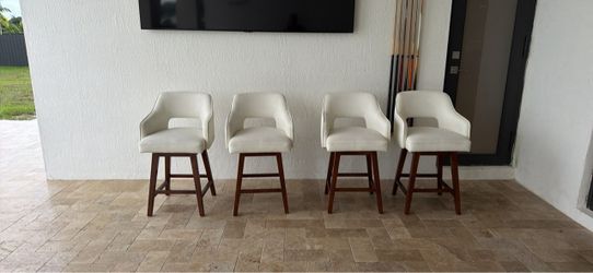 Bar stool