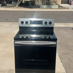 Upgrade Your Kitchen with This Timeless Samsung Stainless Steel Set!