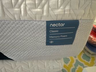 Nectar Classic Memory Foam, Twin XL, Like New, Perfect Condition