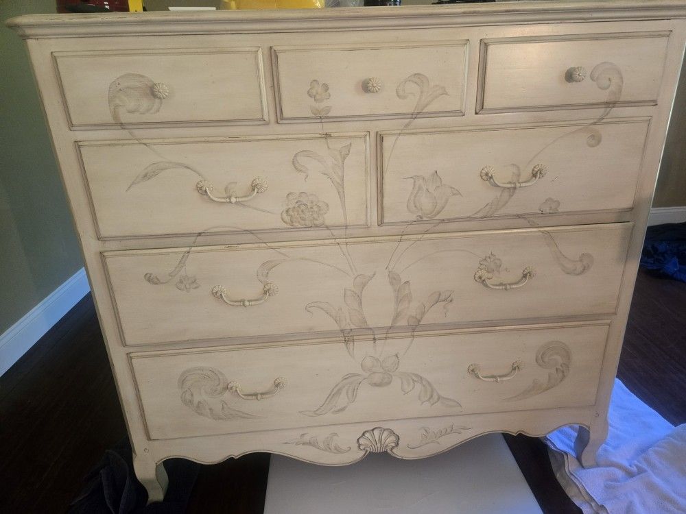 Ethan Allen Chest Of Drawers