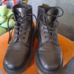 Dr Martens Boots 
