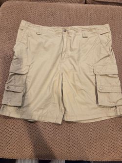 Mens cargo shorts 44