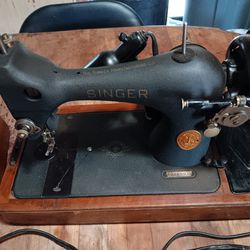 Antique  SINGER sowing machine