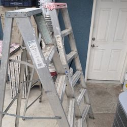 2 - 6' Ladder (20 Each)