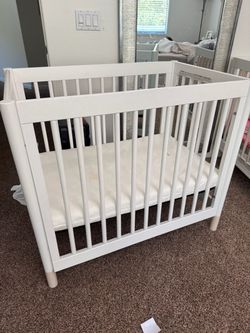 Babyletto Mini Crib