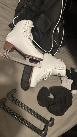 Figure Skates