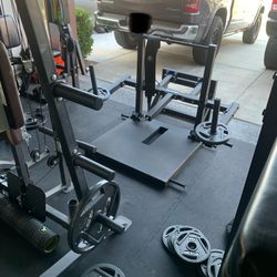 Bells Of Steel Belt Squat