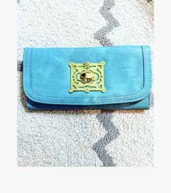 Charming Charlie wallet in great condition