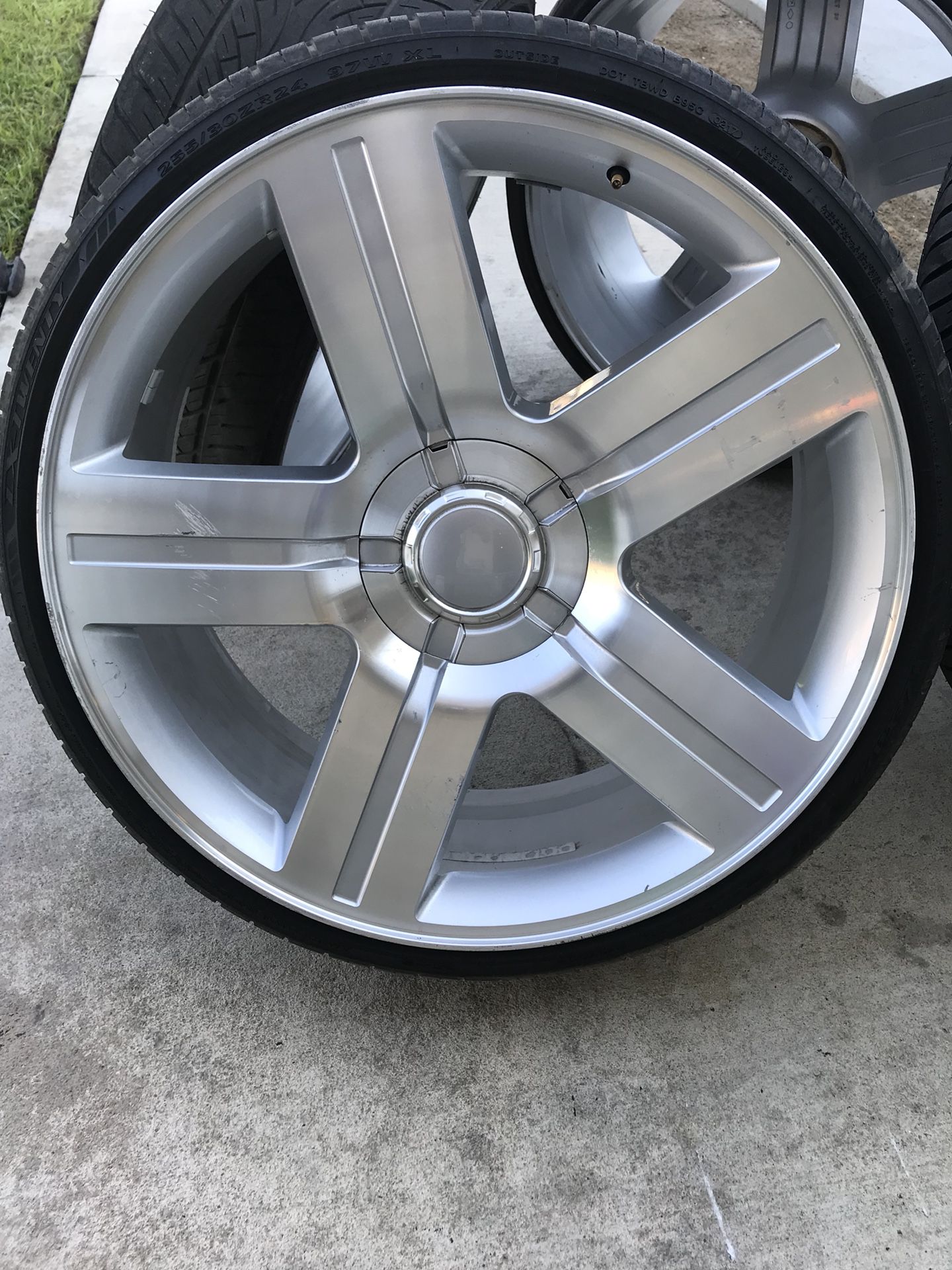24s replica on 33s for Sale in Duncanville, TX - OfferUp