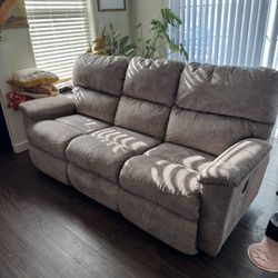 Reclining Couch 