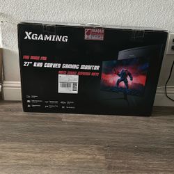 27” Curved Monitor 
